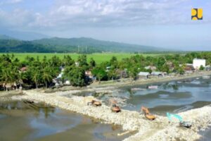 Pantai Lasusua di Kabupaten Kolaka Utara Sulawesi Tenggara