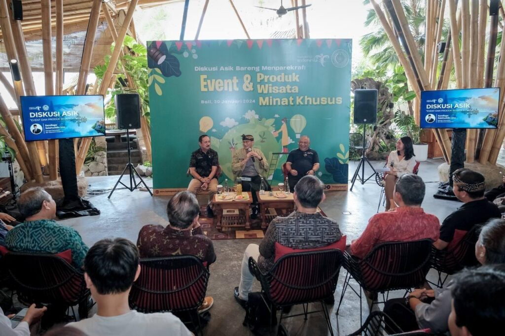 Diskusi pelaksanaan event Bali.