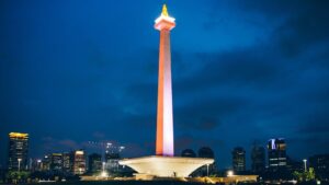 Monas wisatawan