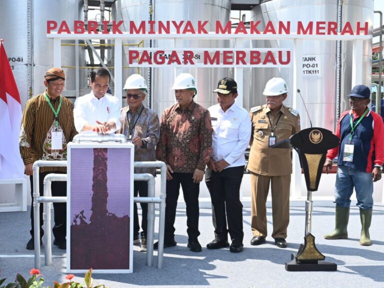 Pabrik Minyak Makan Merah Sumatera Utara