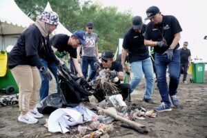 PLN Berhasil Kumpulkan Sampah 302 Ton