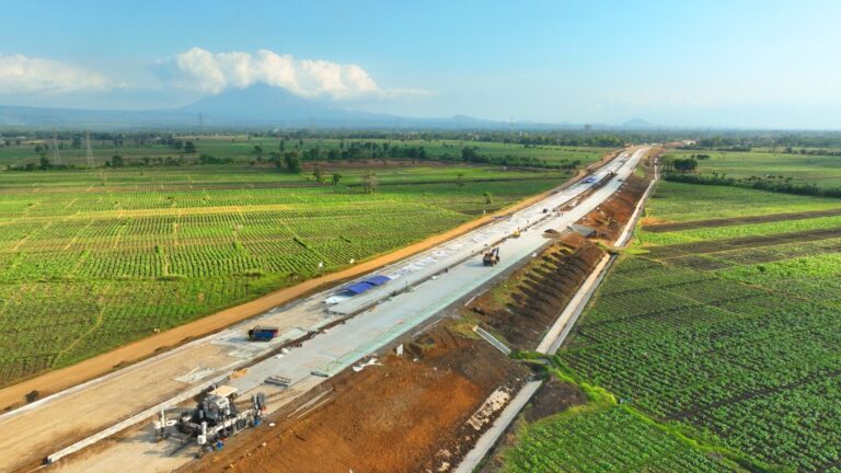 Jalan Tol Probolinggo - Banyuwangi