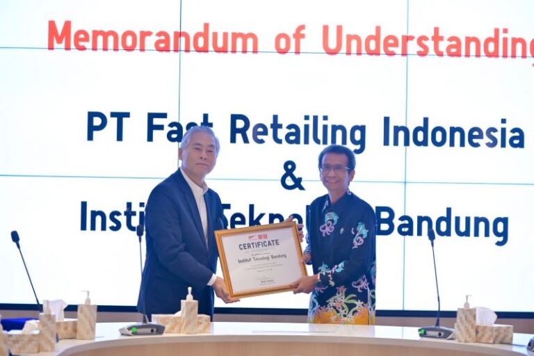 Program Beasiswa UNIQLO - 1