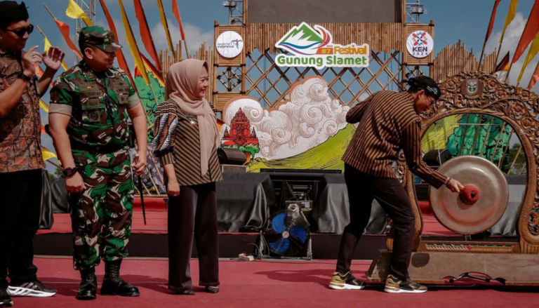 Festival Gunung Slamet Purbalingga Jawa Tengah.