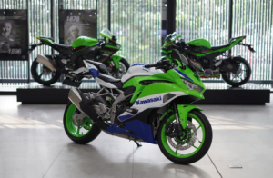 Kawasaki Ninja ZX-25RR seri 40th Anniversary