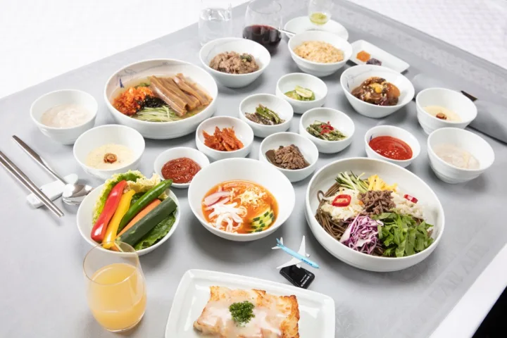Menu makanan Korean Air First Class.