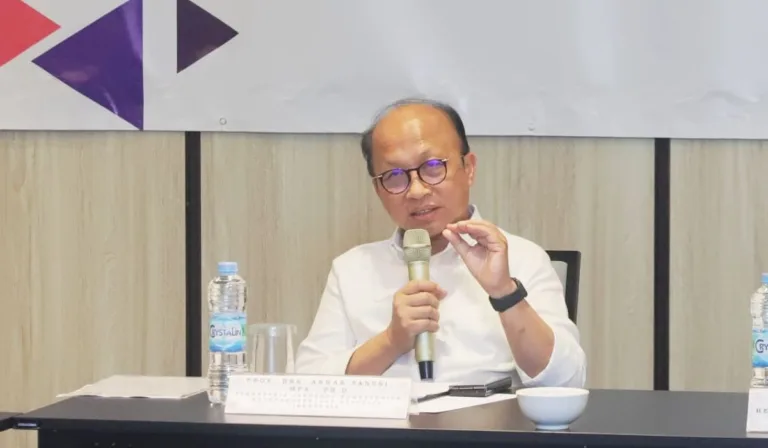 Anwar Sanusi tenaga kerja perikanan