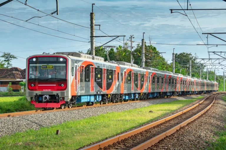 KRL Buatan Dalam Negeri atau buatan INKA