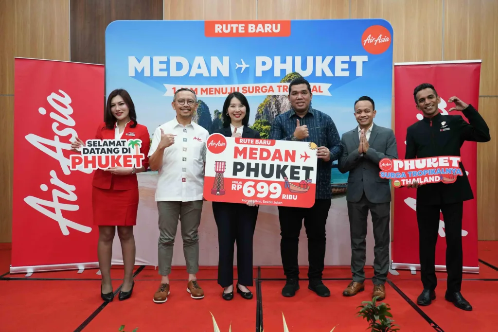 Airasia Terbang dari Medan ke Phuket Thailand
