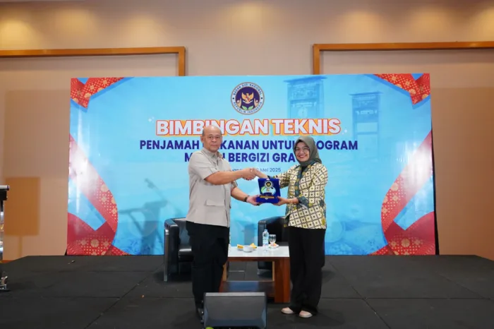 Cegah Keracunan, BGN Gelar Bimtek Massal untuk Ribuan Petugas Dapur Sekolah di Sumsel