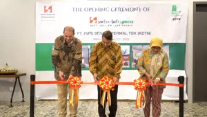 Swiss-Belexpress di Rest Area Heritage KM 260B, ruas Tol Pejagan – pemalang, Brebes Jawa Tengah.