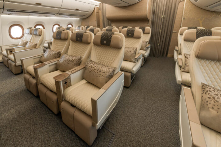 Kursi Kelas Bisnis Emirates A350