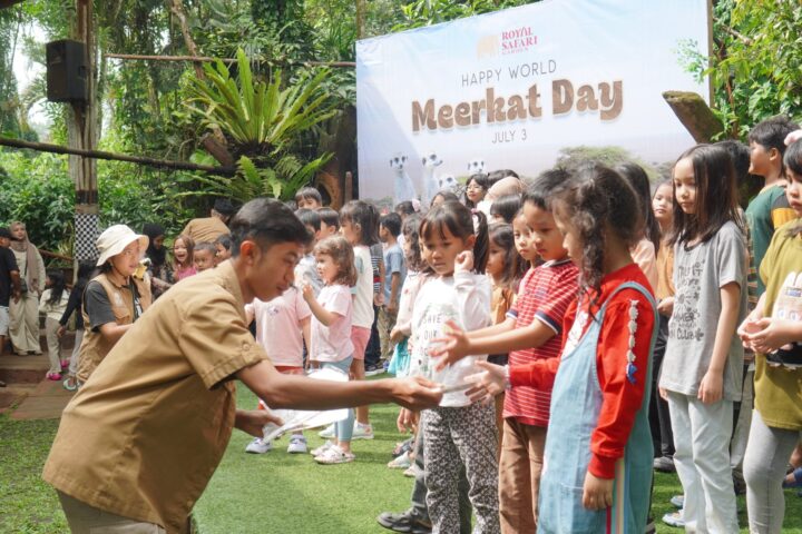 Meerkat Day Royal Safari Garden, Puncak Bogor.