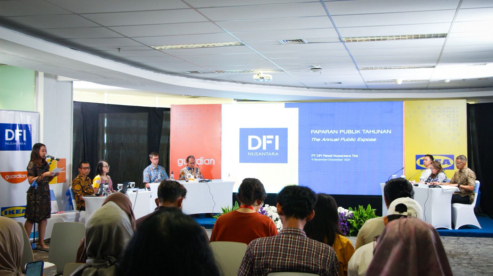 Photo Release 6 - Paparan Publik PT DFI Retail Nusantara Tbk 2025